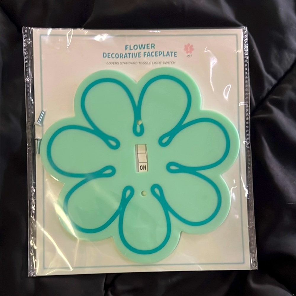 Flower Decorative Faceplate - Teal
